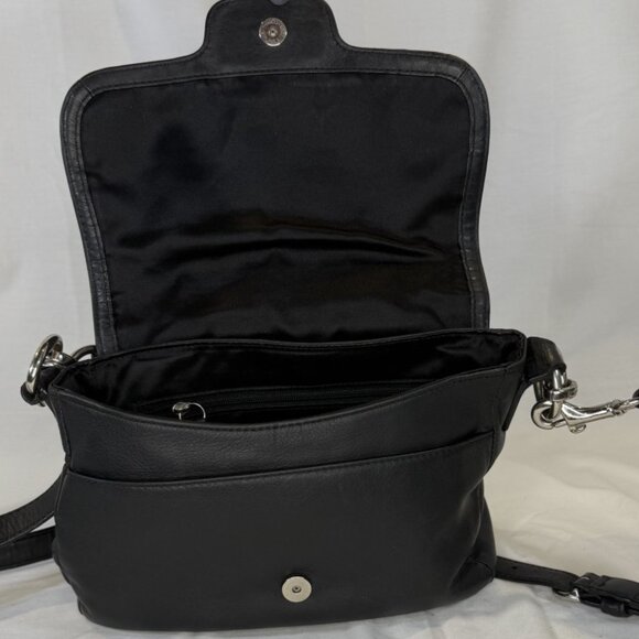 Coach Vintage Taylor Flap Leather Bag (F25206), Detachable Crossbody Strap EUC - Picture 7 of 15